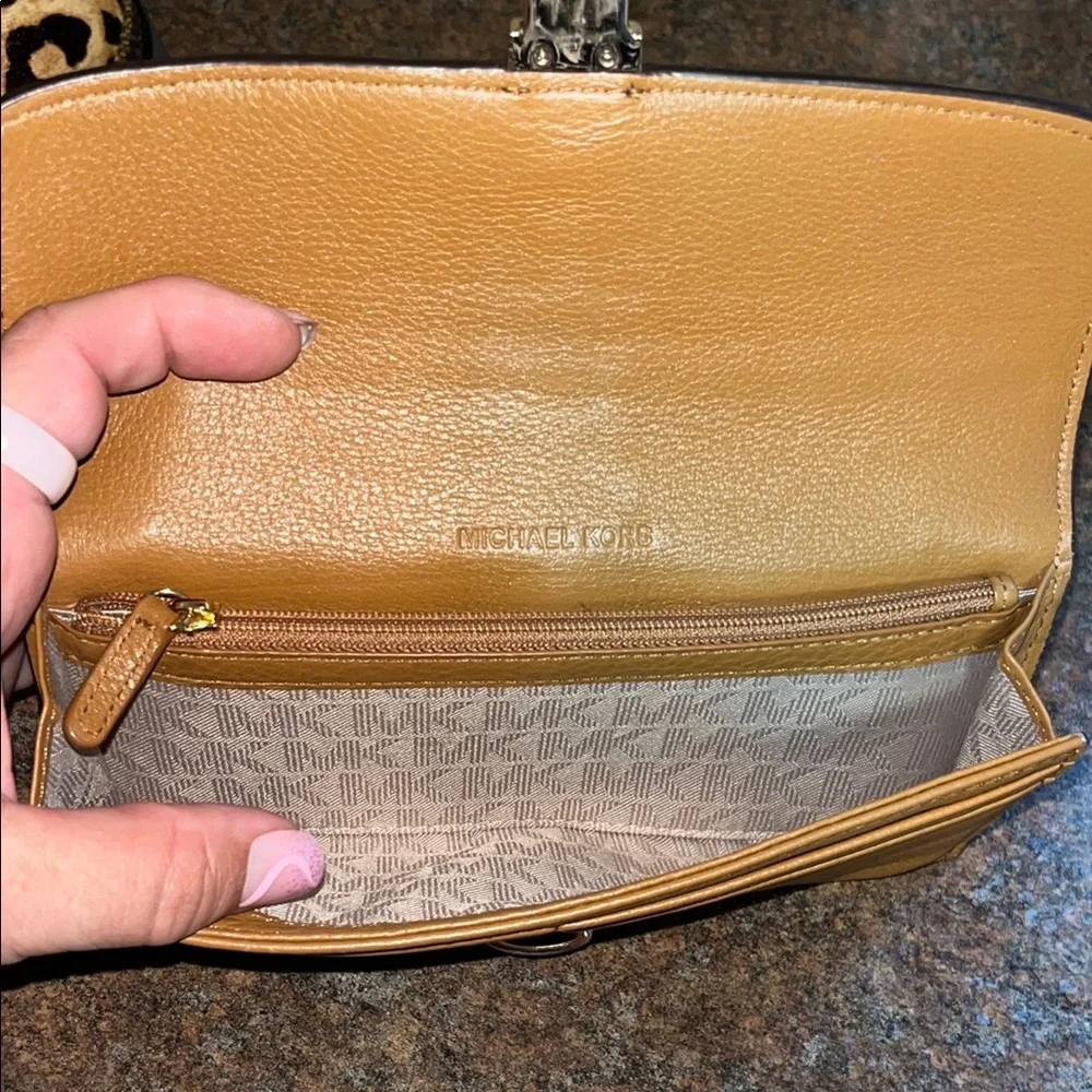 Michael Kors Tan Leather Wallet with Gold Clasp